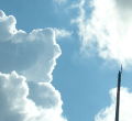 29er-Mast vor Wolken, Travemünde 2004